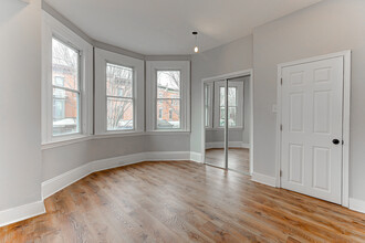 2243 N Park Ave in Philadelphia, PA - Building Photo - Interior Photo