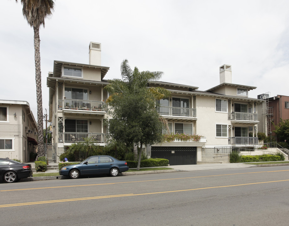 4105 Tujunga Ave in Studio City, CA - Foto de edificio