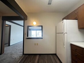 12 Green Mountain Dr in Iowa City, IA - Building Photo - Building Photo