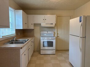 1301 Wise Ave in High Point, NC - Building Photo - Building Photo