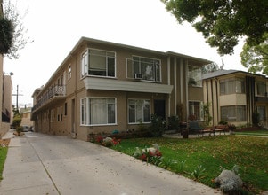 1724 N Gramercy Pl in Los Angeles, CA - Building Photo - Building Photo