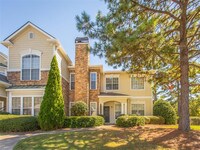 Building Photo - Hawthorne at Lake Heather Apartamentos in Birmingham, Alabama