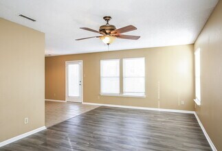 664 Florence Dr in Greenfield, IN - Building Photo - Building Photo