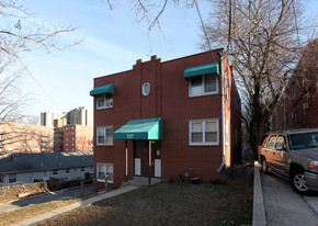 127 Lee Ave Apartments