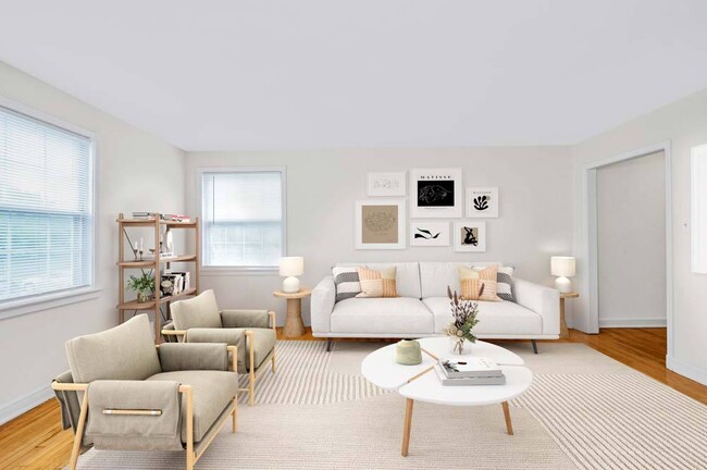 Woodside Place in Silver Spring, MD - Foto de edificio - Building Photo