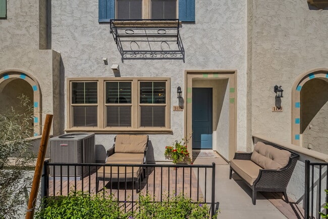 2629 S Equestrian Dr in Gilbert, AZ - Building Photo - Building Photo