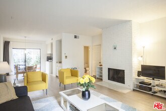 1757 11th St in Santa Monica, CA - Building Photo - Building Photo