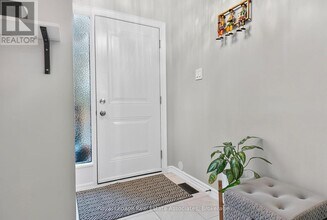 1536 Sixth Line in Oakville, ON - Building Photo - Building Photo