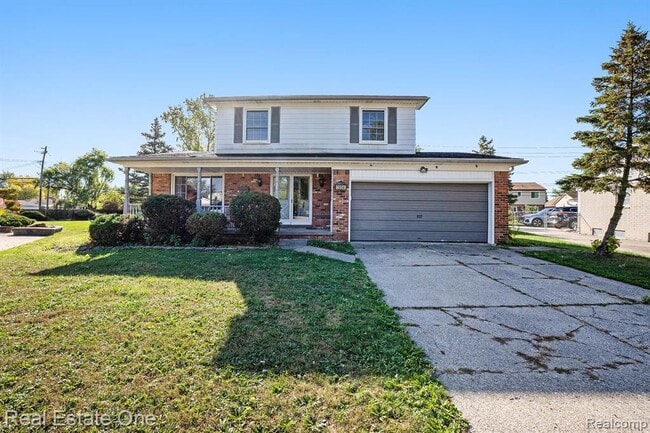 property at 1954 Atlas Ct