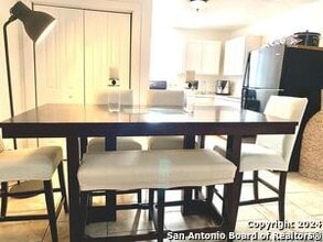 1511 W Ashby Pl in San Antonio, TX - Building Photo - Building Photo
