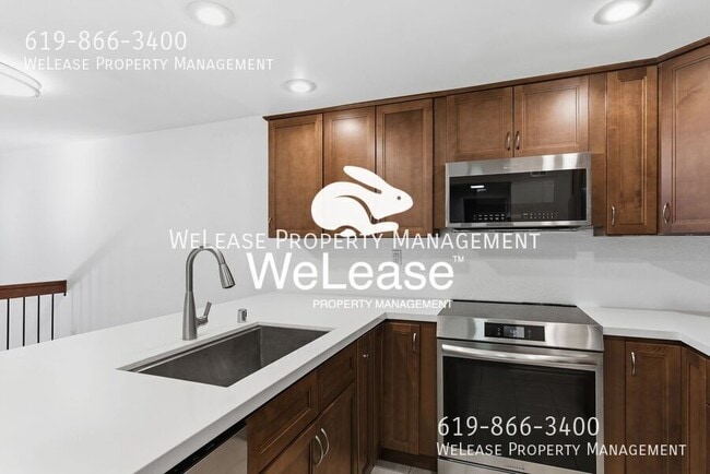 3047 Old Bridgeport Way in San Diego, CA - Building Photo - Building Photo