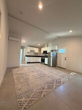 126 Franklin Ct, Unit 126.5 Franklin ct. in Glendale, CA - Building Photo - Building Photo
