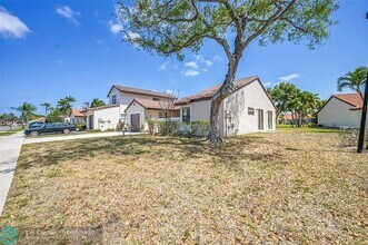 45 Columbia Ct in Deerfield Beach, FL - Building Photo - Building Photo
