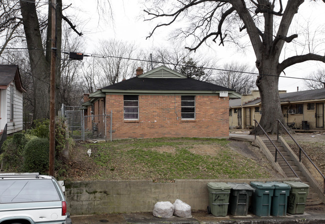 1067 Orleans St S in Memphis, TN - Building Photo - Building Photo