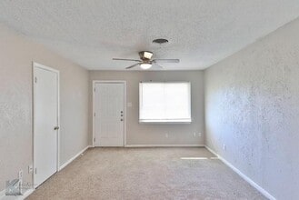 5226 N 9th St in Abilene, TX - Building Photo - Building Photo