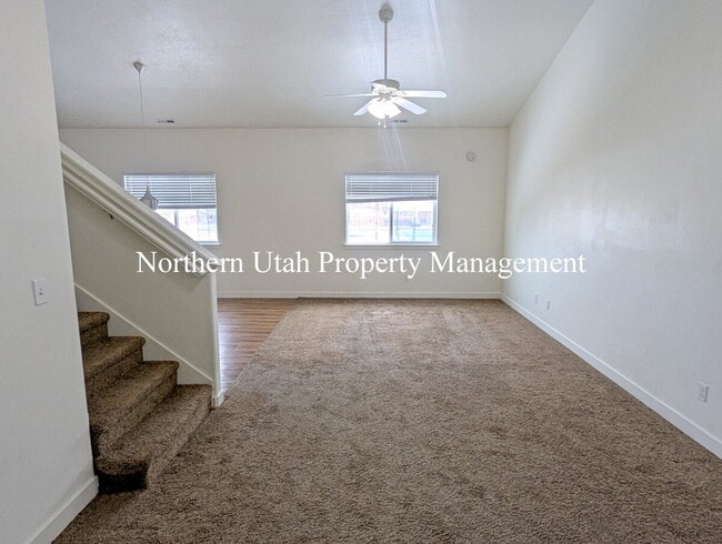 1290 N 200 W in Bountiful, UT - Building Photo - Building Photo