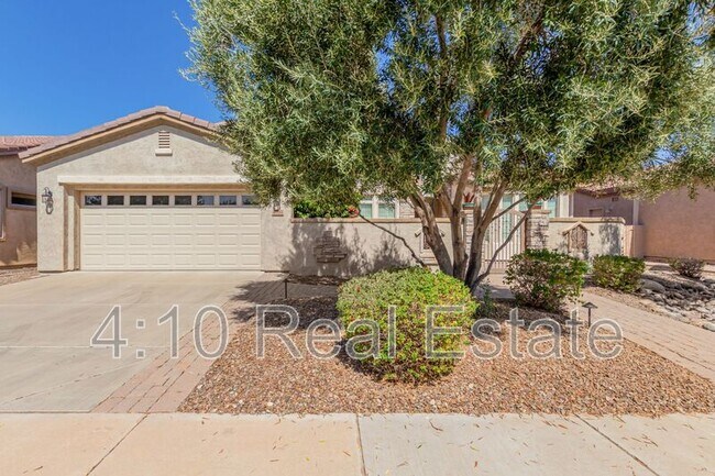 4652 E Donato Dr in Gilbert, AZ - Building Photo - Building Photo