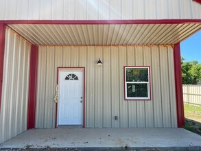 1006 Deer Ln in Azle, TX - Building Photo - Building Photo