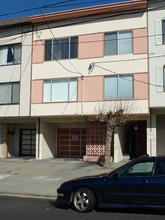 226 88th St in Daly City, CA - Foto de edificio - Building Photo