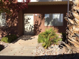 700 N Main St in Washington, UT - Building Photo