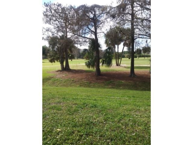 6300 S Falls Cir Dr-Unit -30A in Lauderhill, FL - Foto de edificio - Building Photo