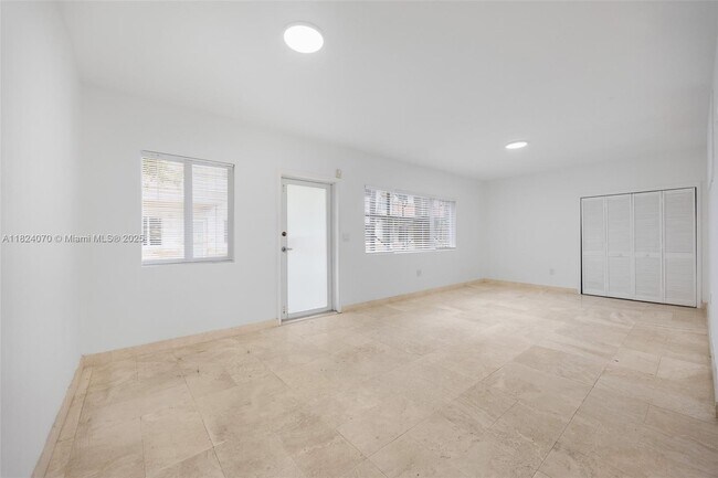 property at 1100 Venetian Way