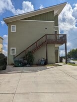 800 Hallie Cv, Unit A in Lockhart, TX - Building Photo