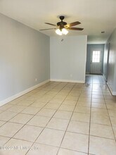 1325 Solar Cir in Orange Park, FL - Building Photo - Building Photo