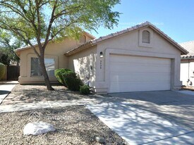 5029 W Ponderosa Ln in Glendale, AZ - Building Photo