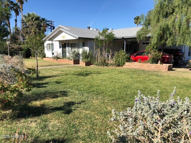 705 W 16th St in Tempe, AZ - Building Photo - Building Photo