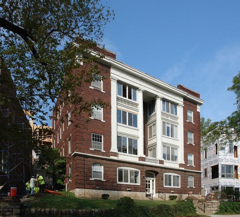 Hvntington in Kansas City, MO - Foto de edificio