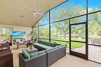 1007 Spoonbill Cir in Weston, FL - Building Photo - Building Photo