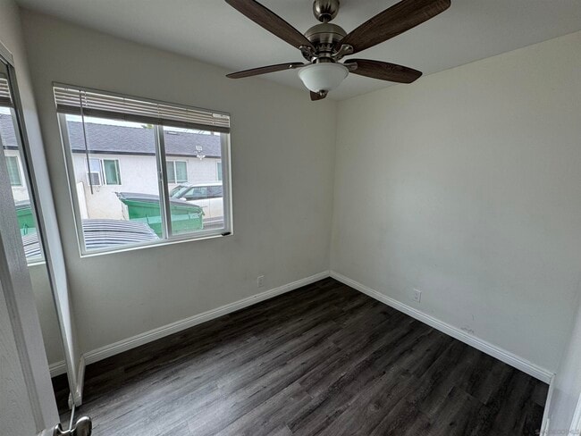 8925 Cottonwood Ave in Santee, CA - Building Photo - Building Photo