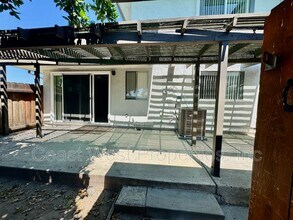 10656 Prince Carlos Ln in Santee, CA - Building Photo - Building Photo