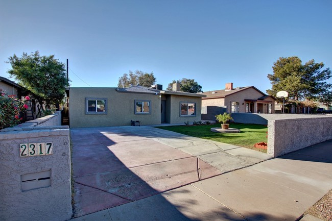 2317 W ADAMS ST in Phoenix, AZ - Building Photo - Other