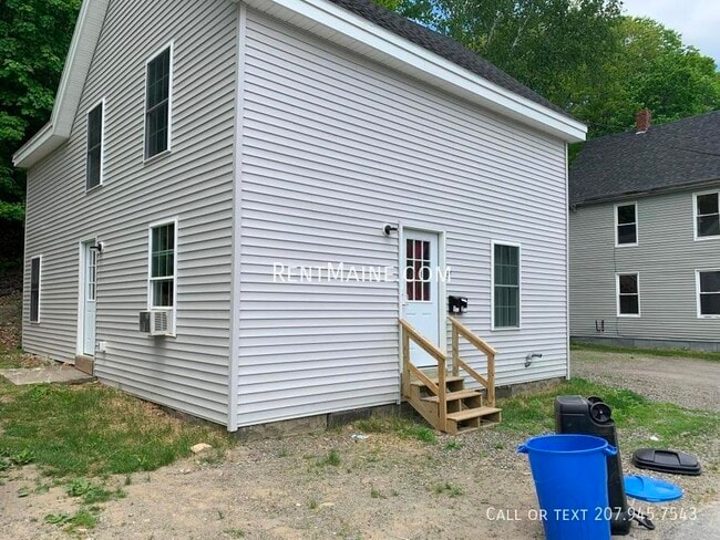 27 Margin St, Unit 1