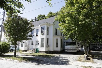 19-25 Academy St in Rochester, NH - Building Photo - Building Photo