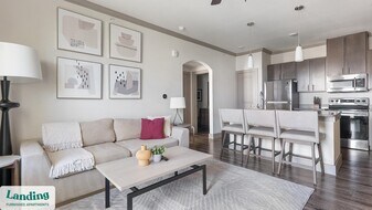 12500 Shadowglen Trce in Manor, TX - Building Photo