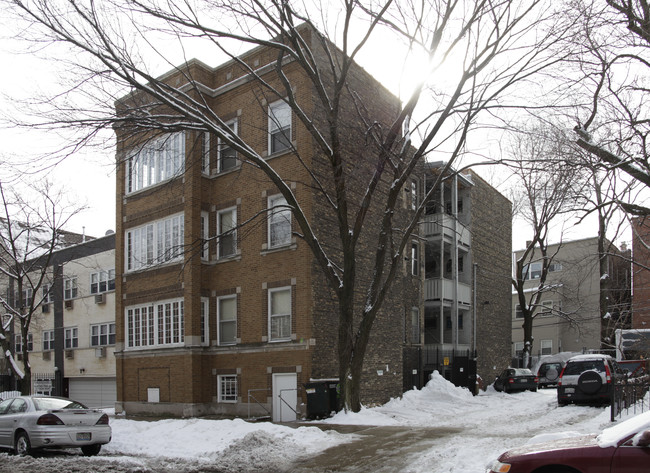 661-663 W Aldine Ave in Chicago, IL - Foto de edificio - Building Photo