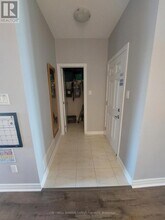 614 Hamsa St in Ottawa, ON - Building Photo - Building Photo