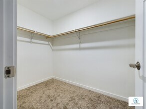 140 Lewis St in North Pole, AK - Building Photo - Building Photo