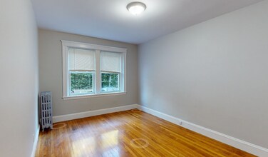 1 Gray St, Unit 3 in Cambridge, MA - Foto de edificio - Building Photo