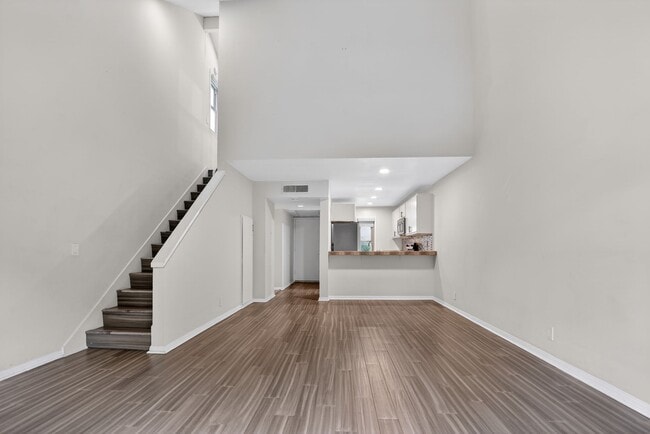 25 Tangelo in Irvine, CA - Building Photo - Building Photo