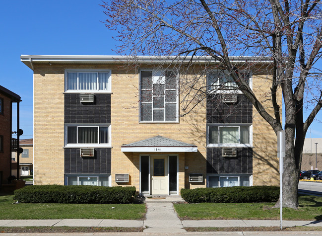 6148 Gage St in Des Plaines, IL - Building Photo - Building Photo