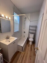 1244 S 22nd St, Unit 2A in Philadelphia, PA - Foto de edificio - Building Photo