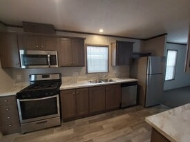 99 Delta Dawn Dr in Springfield, IL - Building Photo