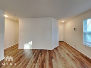 7352 Littlefoot Ln in San Antonio, TX - Building Photo - Building Photo