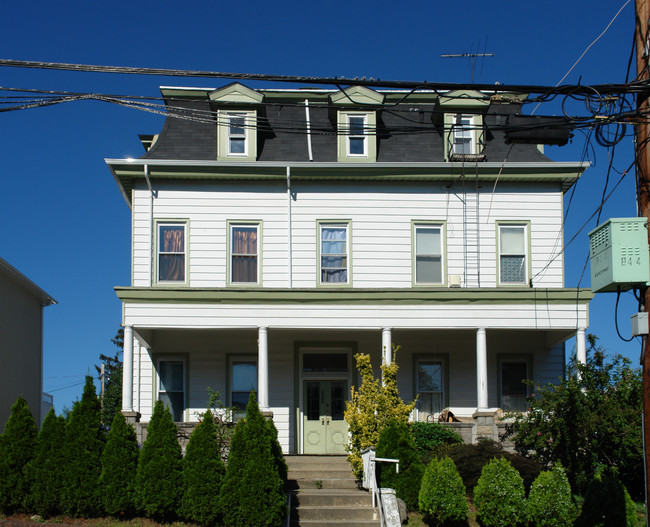 203 Washington St in Tarrytown, NY - Building Photo - Building Photo