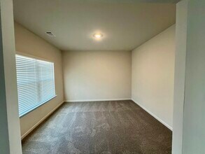 1005 Claas Wy in Locust Grove, GA - Building Photo - Building Photo
