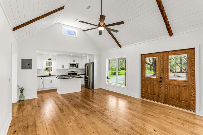 3107 Orange Grove Rd in Hillsborough, NC - Building Photo - Building Photo